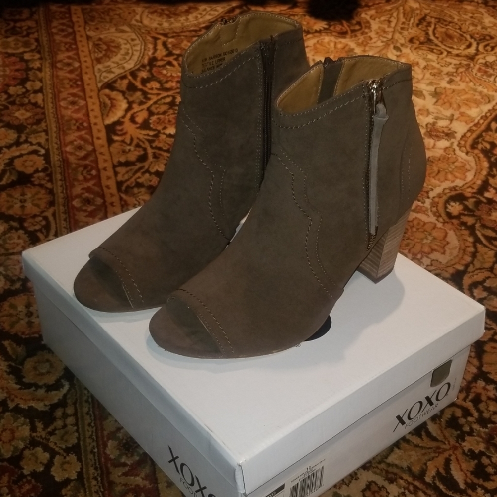 XOXO booties